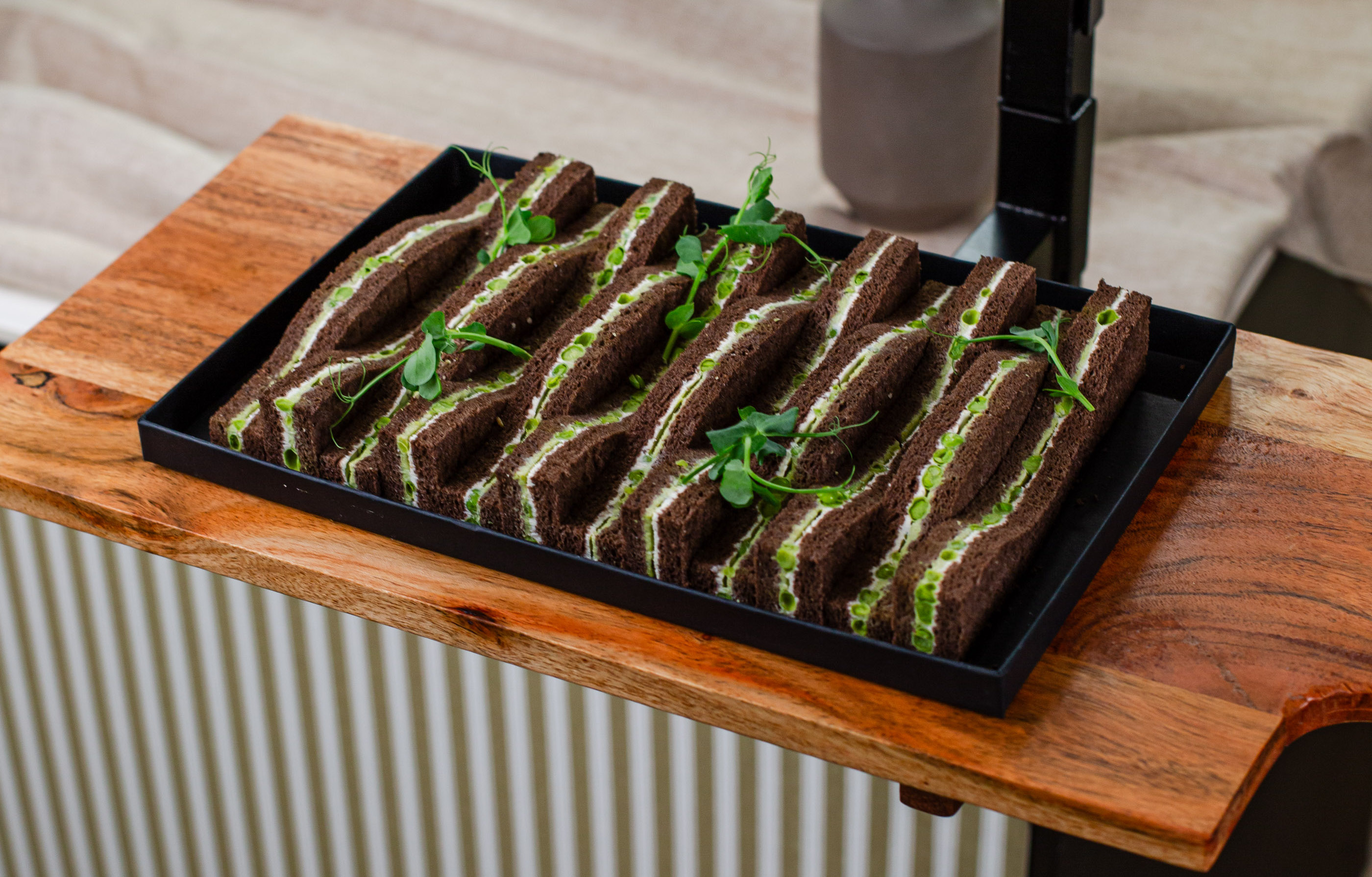 Pain noir aux herbes